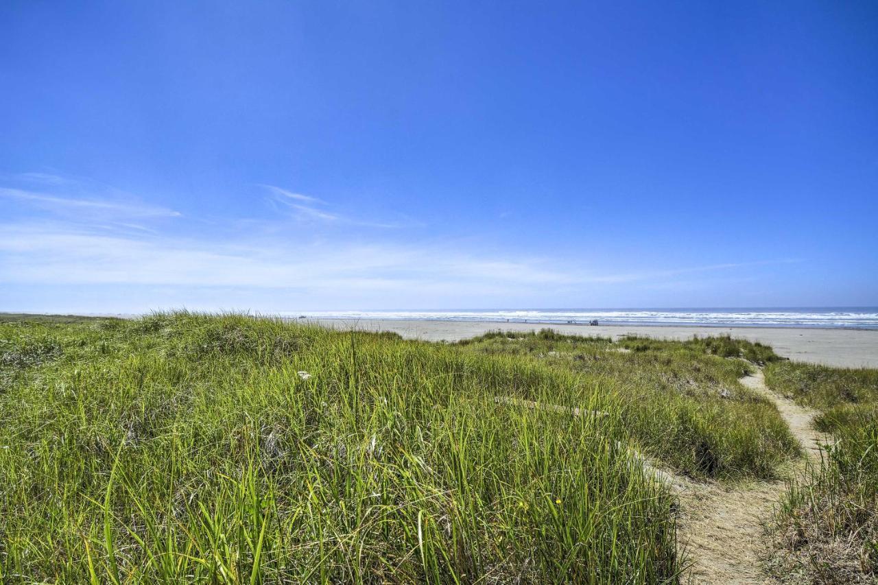 Coastal Pnw Gem With Hot Tub - Walk To Beach! Grayland Exteriör bild