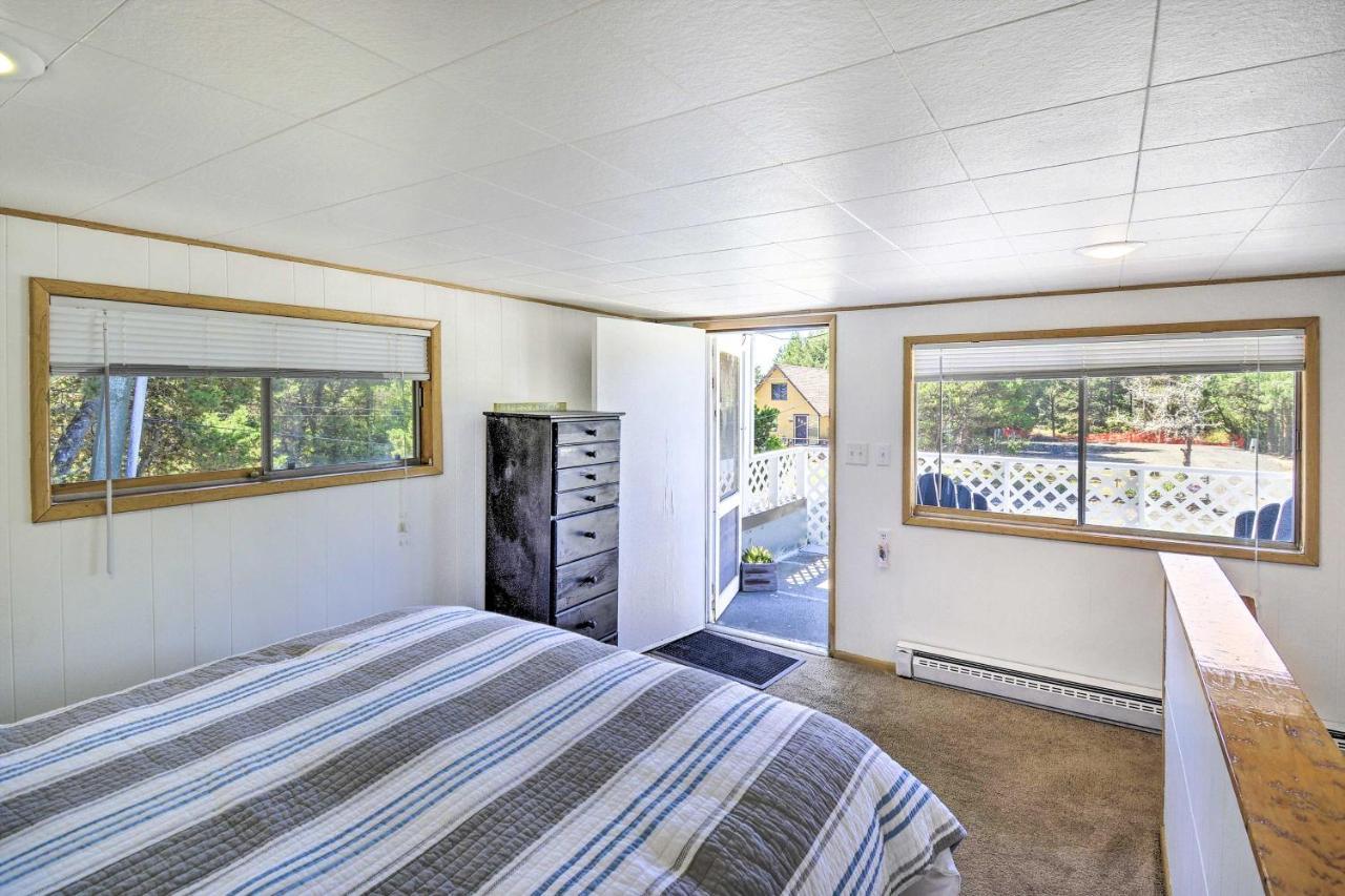 Coastal Pnw Gem With Hot Tub - Walk To Beach! Grayland Exteriör bild
